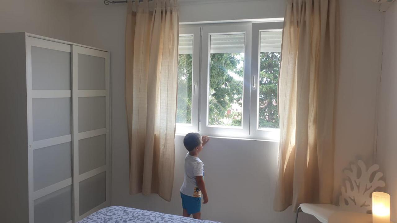 Sanela- Apartman Za Bezbrizan Odmor Цриквеница Экстерьер фото